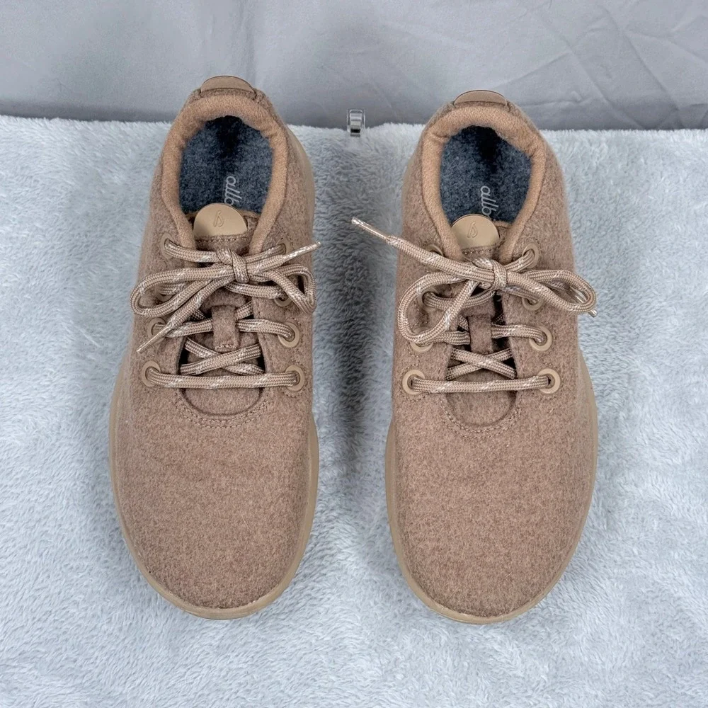 Allbirds Wool Runners Shoes Women 9 Tan Merino Wool Low Top Sneakers Running